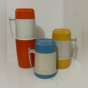Set of 3 Vintage Thermos in 3 Sizes and Colors